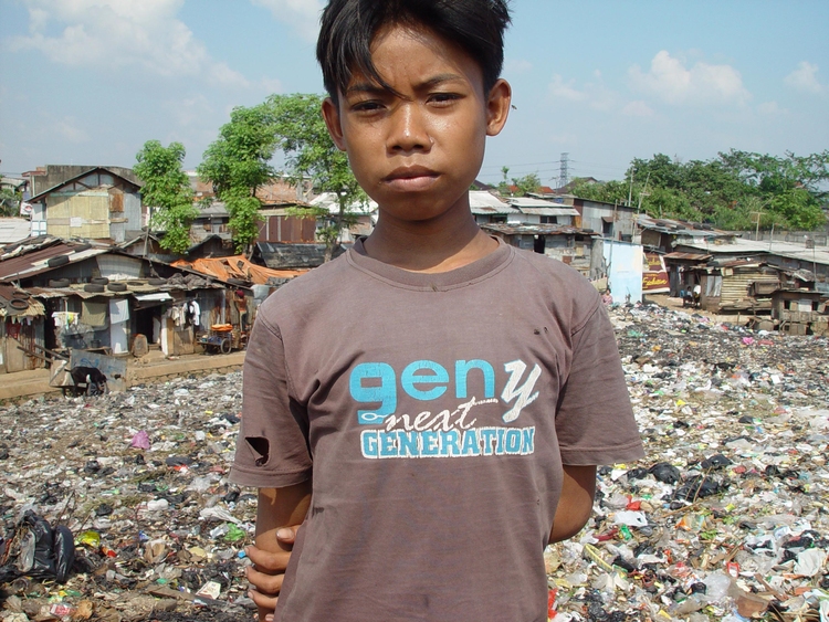 Foto gutt i slummen