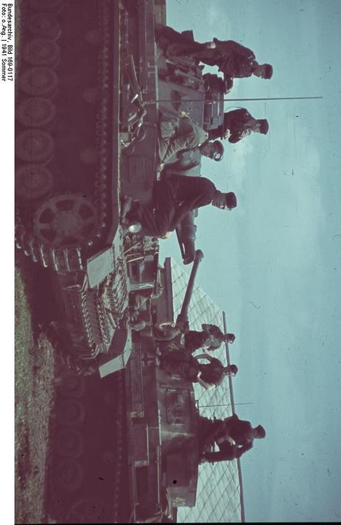 Russland - soldater med panservogner