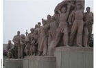 Fotografier statue på Tienanmen-torget