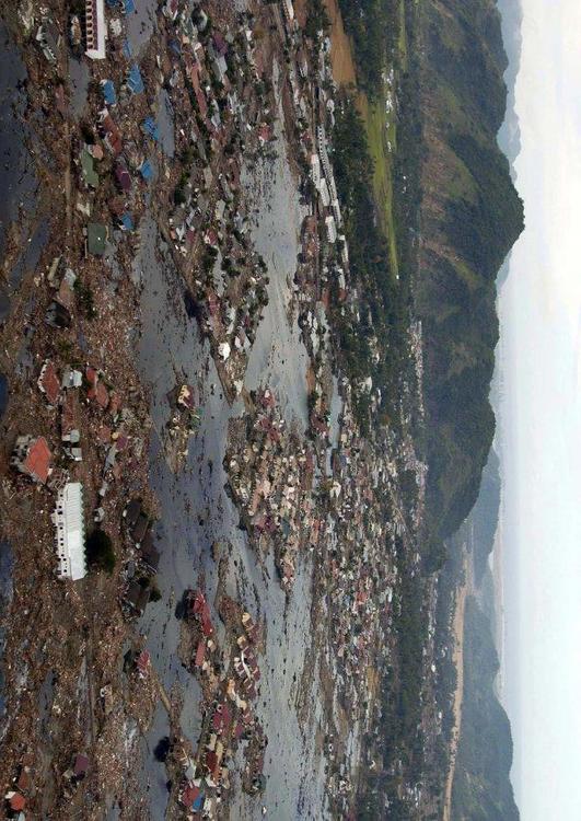 en landsby etter en tsunami