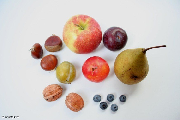 Foto hjemmedyrkede frukter