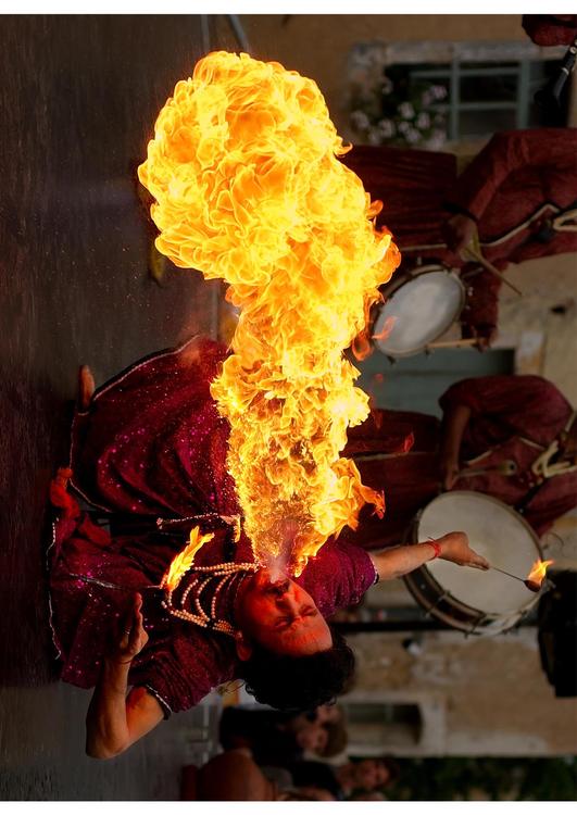 ildsluker fra "Jaipur Maharaja Brass Band"