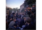 Fotografier protest mot krigen