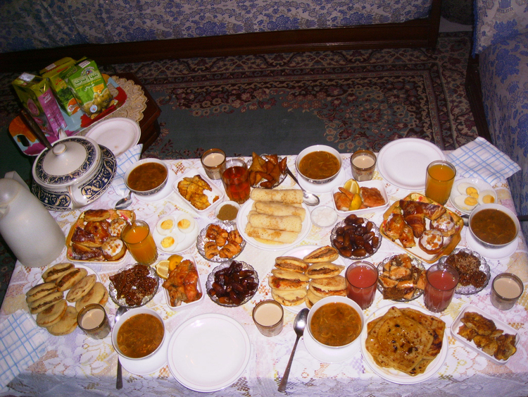 Foto ramadan tradisjonelt mÃ¥ltid