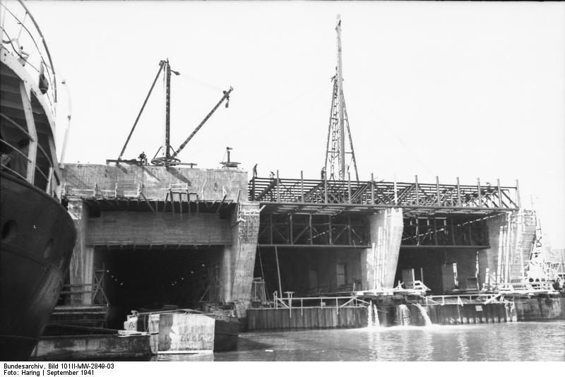 frankrike - brest - bygging av ubA¥tsbunker Foto frankrike - brest - bygging av ubA¥tsbunker