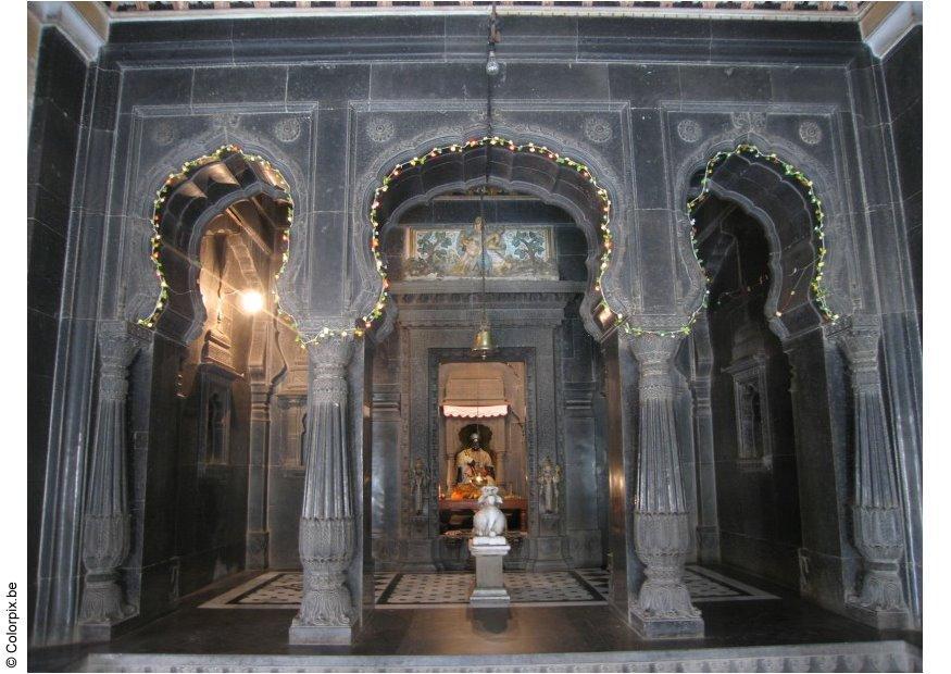 inne i templet Foto inne i templet