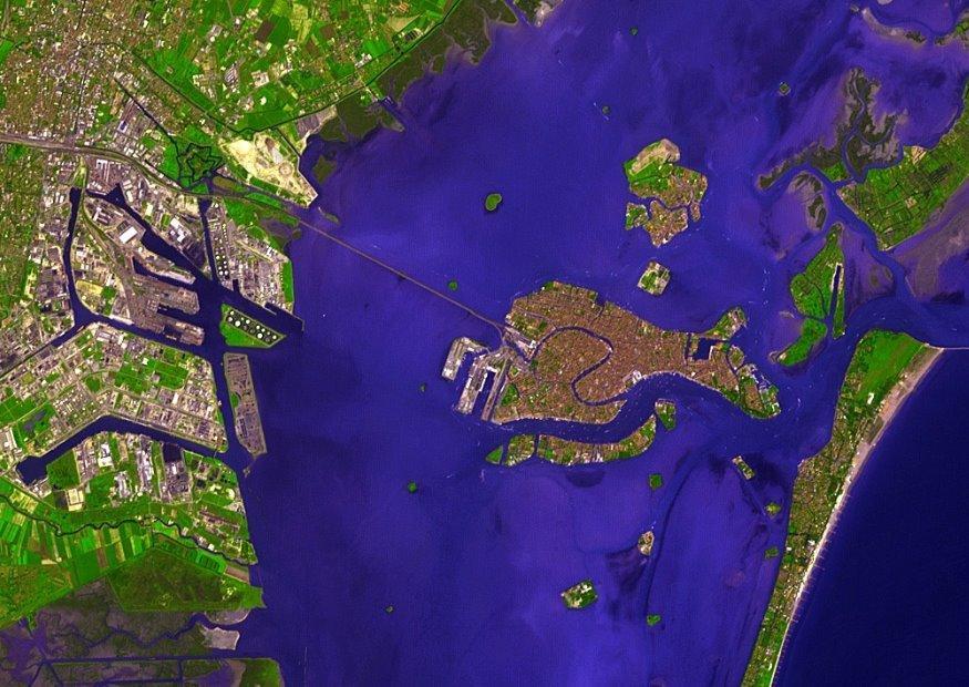 Foto satelittbilde av venezia