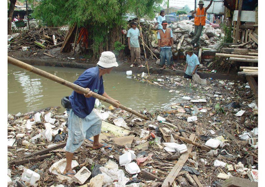 slum i jakarta Foto slum i jakarta