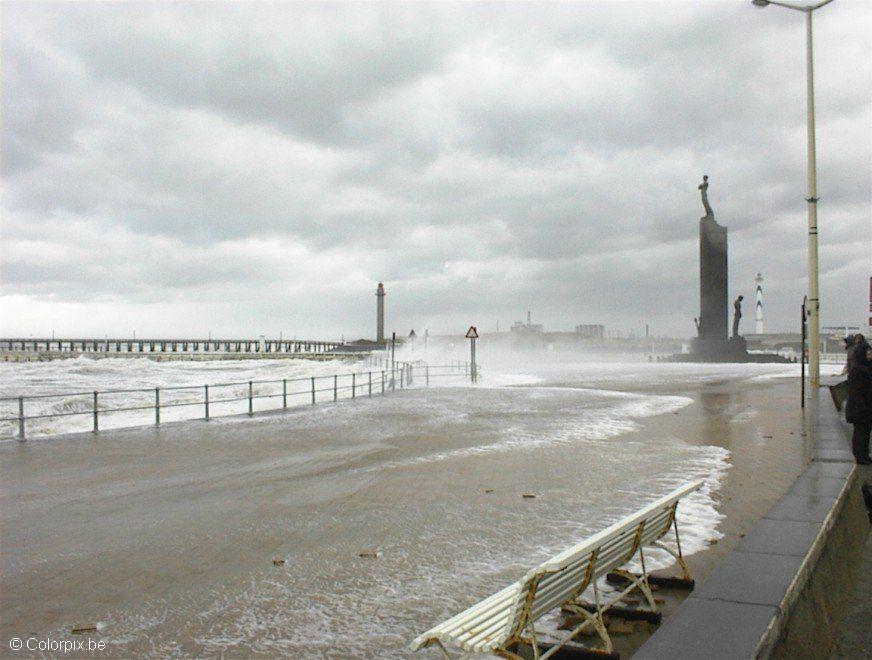 Foto storm ved havet