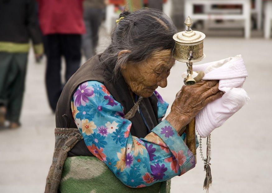 Foto tibetansk kvinne