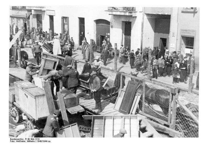 utdeling av mA¸bler - ghetto i litzmannstadt Foto utdeling av mA¸bler - ghetto i litzmannstadt